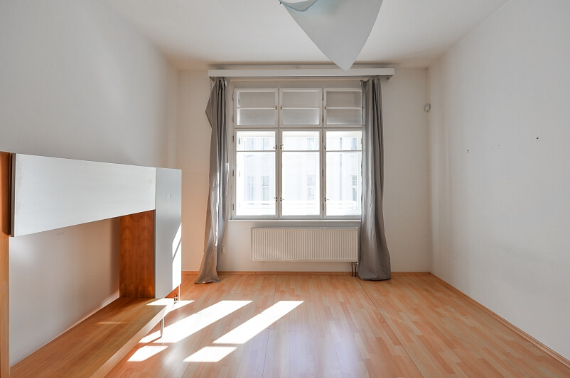 Kaprova, Staré Město - Prague 1 | Rent, Apartment One-bedroom (2+1), 65 m²