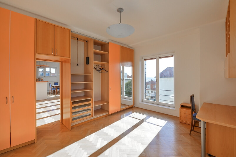 Neherovská, Dejvice - Prague 6 | Rent, Apartment Three-bedroom (4+kk), 109 m²