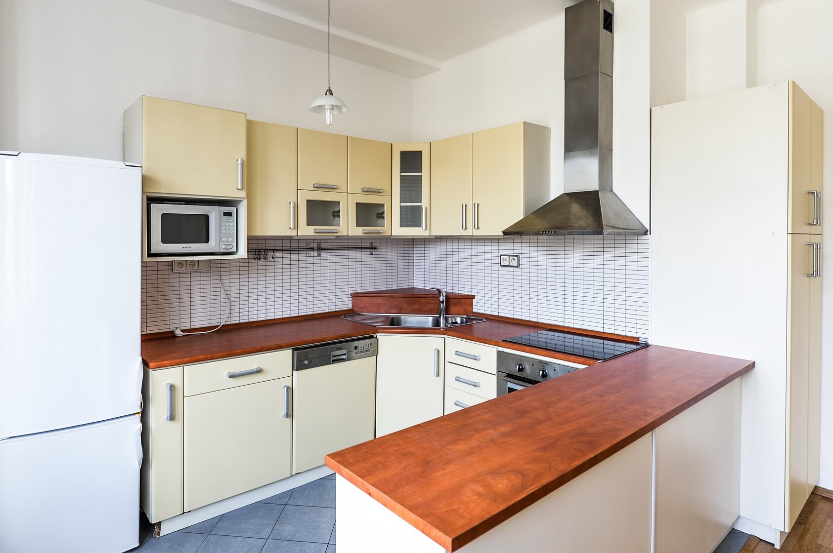 Lodecká, Nové Město - Praha 1 | Pronájem, Byt 2+1, 76 m²