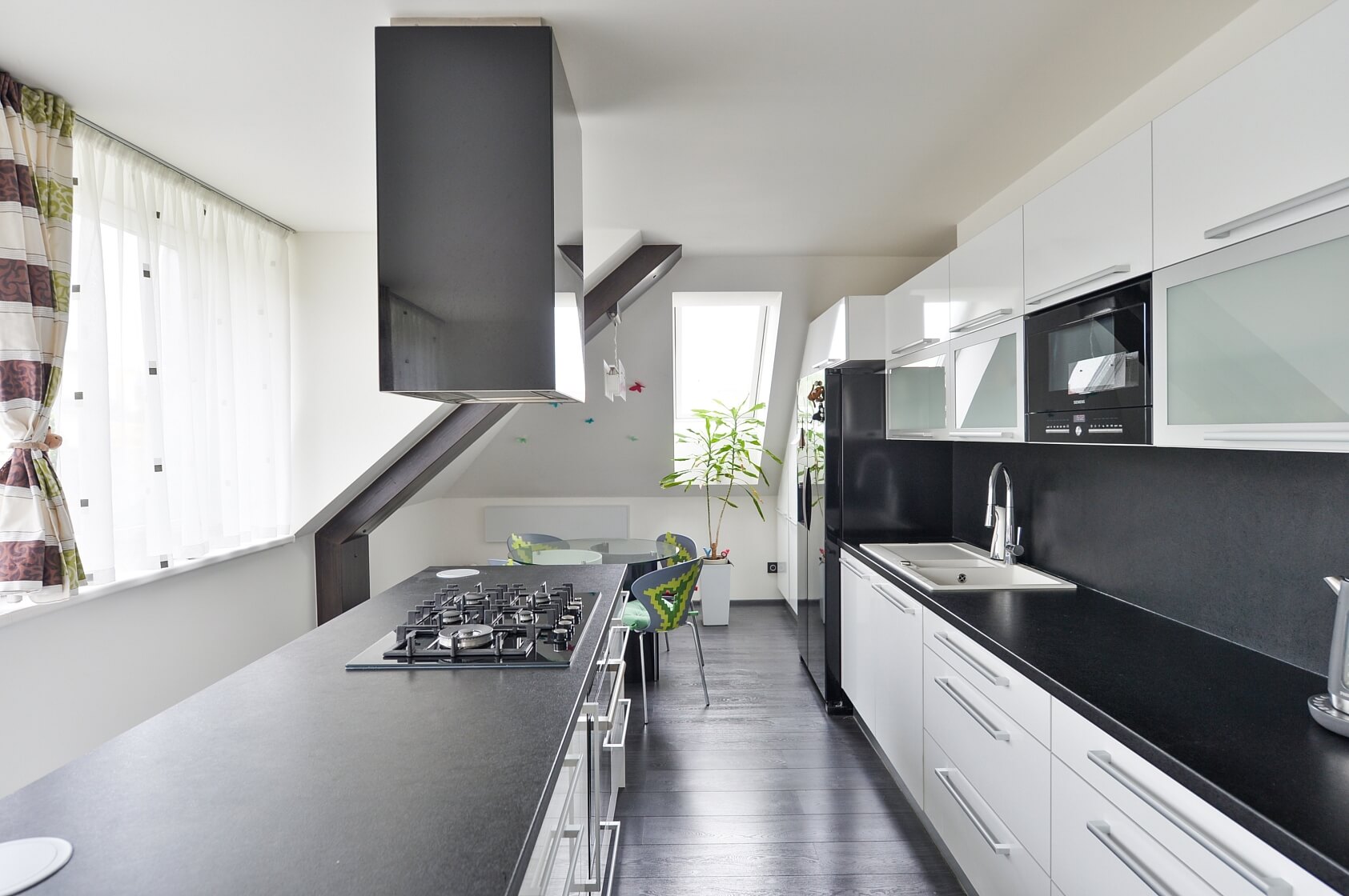 K Lánu, Vokovice - Praha 6 | Prodej, Byt 3+kk, 93 m²