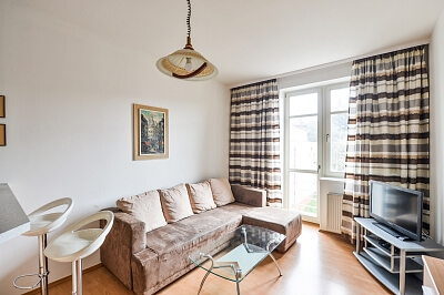 Levá, Podolí - Prague 4 | Rent, Apartment One-bedroom (2+kk), 50 m²