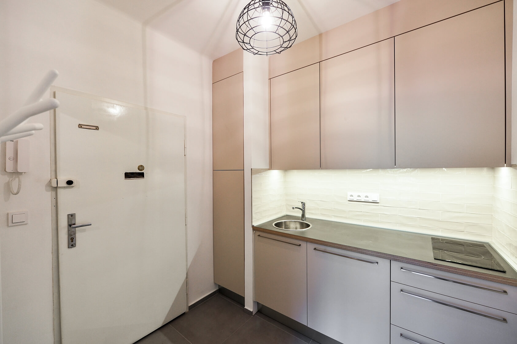Irkutská, Vinohrady - Praha 10 | Pronájem, Byt 1+kk, 28 m²