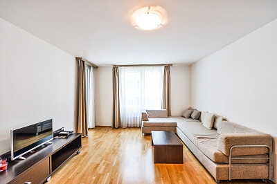 Karla Engliše, Smíchov - Prague 5 | Rent, Apartment One-bedroom (2+kk), 68 m²