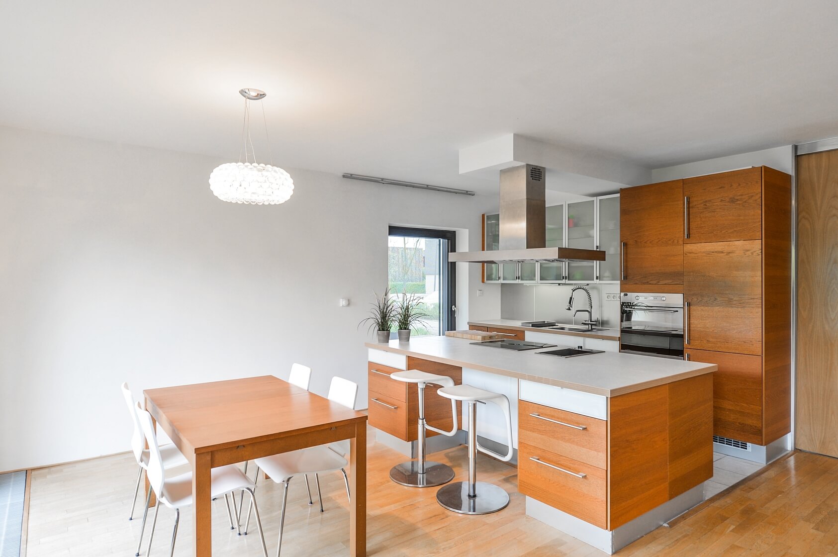 Nobelova, Vokovice - Praha 6 | Pronájem, Byt 3+kk, 130 m²