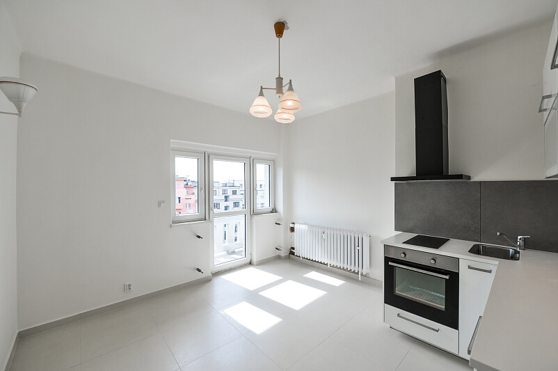 Sevřená, Nusle - Prague 4 | Rent, Apartment Studio (1+1), 56 m²