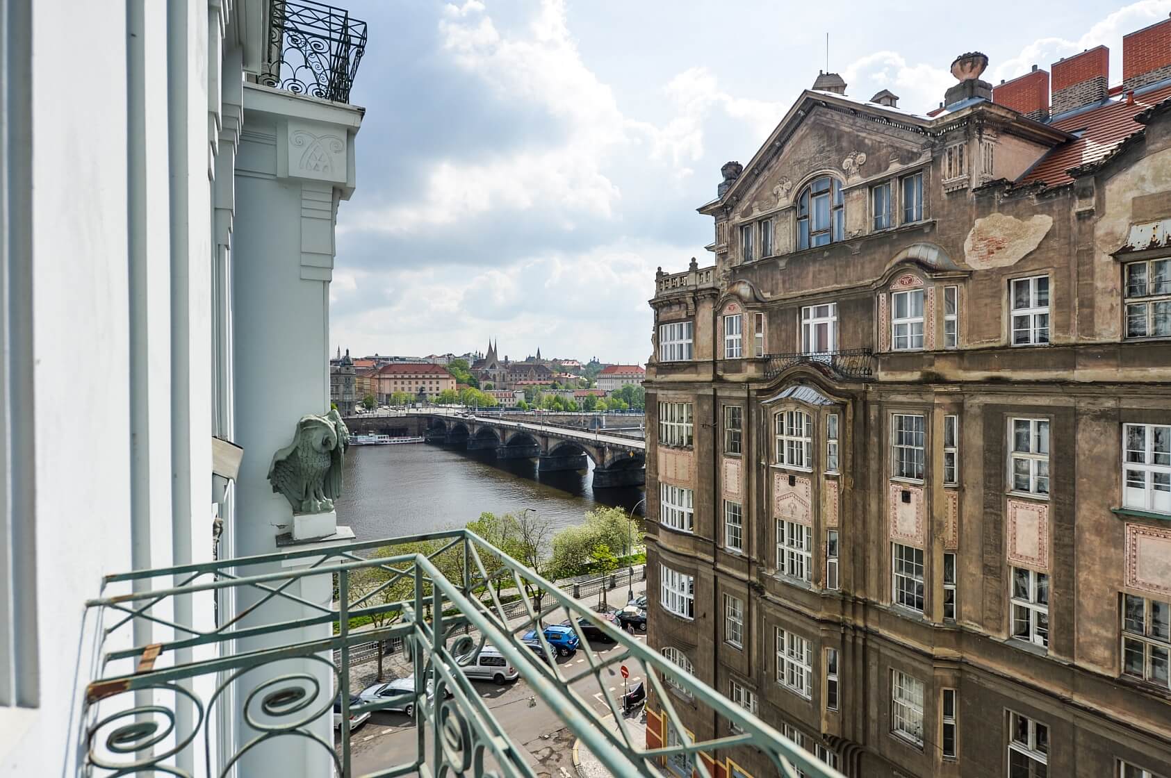 Janáčkovo nábřeží, Smíchov - Prague 5 | Rent, Apartment Two-bedroom (3+kk), 99 m²