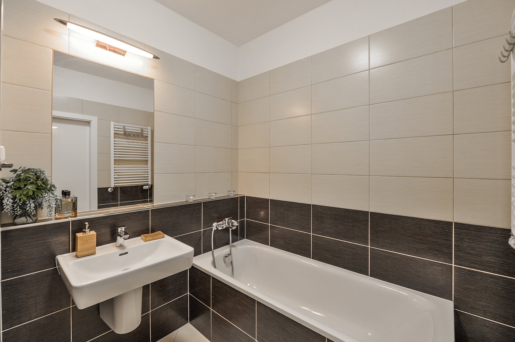 Klementova, Stodůlky - Praha 5 | Pronájem, Byt 3+kk, 105 m²