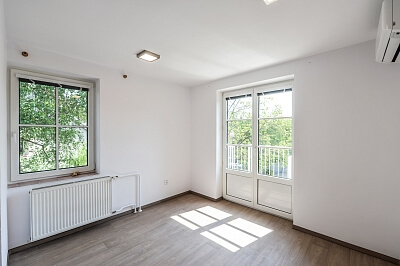 Milíčovská, Újezd u Průhonic - Prague 4 | Rent, Apartment Three-bedroom (4+kk), 110 m²