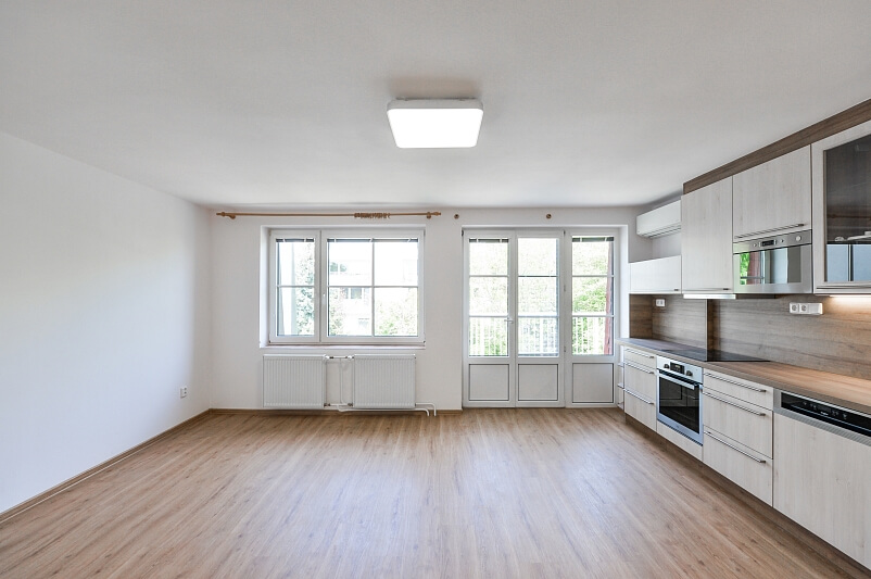 Milíčovská, Újezd u Průhonic - Prague 4 | Rent, Apartment Three-bedroom (4+kk), 110 m²