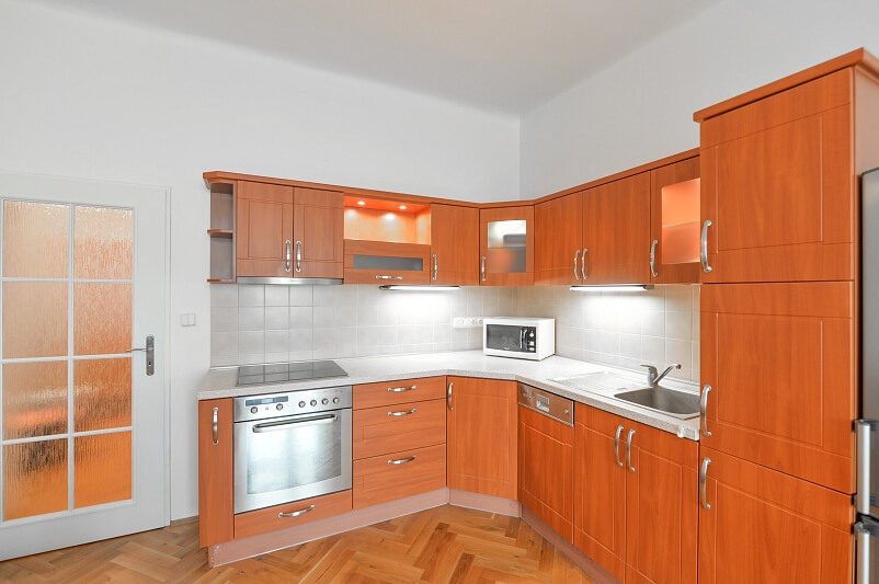 Jugoslávských partyzánů, Bubeneč - Praha 6 | Pronájem, Byt 2+kk, 56 m²