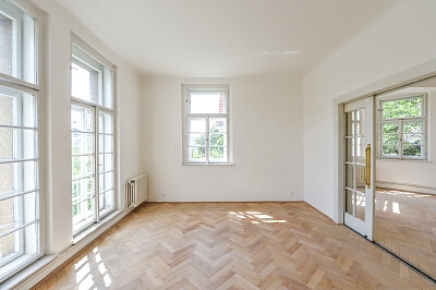 U Dvou srpů, Smíchov - Praha 5 | Pronájem, Byt 3+1, 120 m²