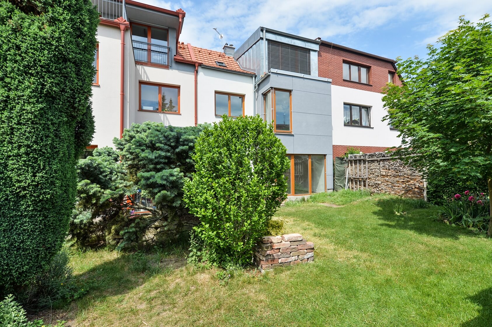 Chrastavská, Střížkov - Praha 9 | Pronájem, Rodinný dům 4+kk, 126 m²