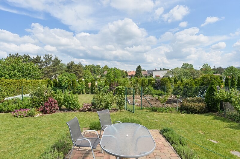 Jasanová, Hostivice - Praha-západ | Pronájem, Rodinný dům 4+kk, 160 m²