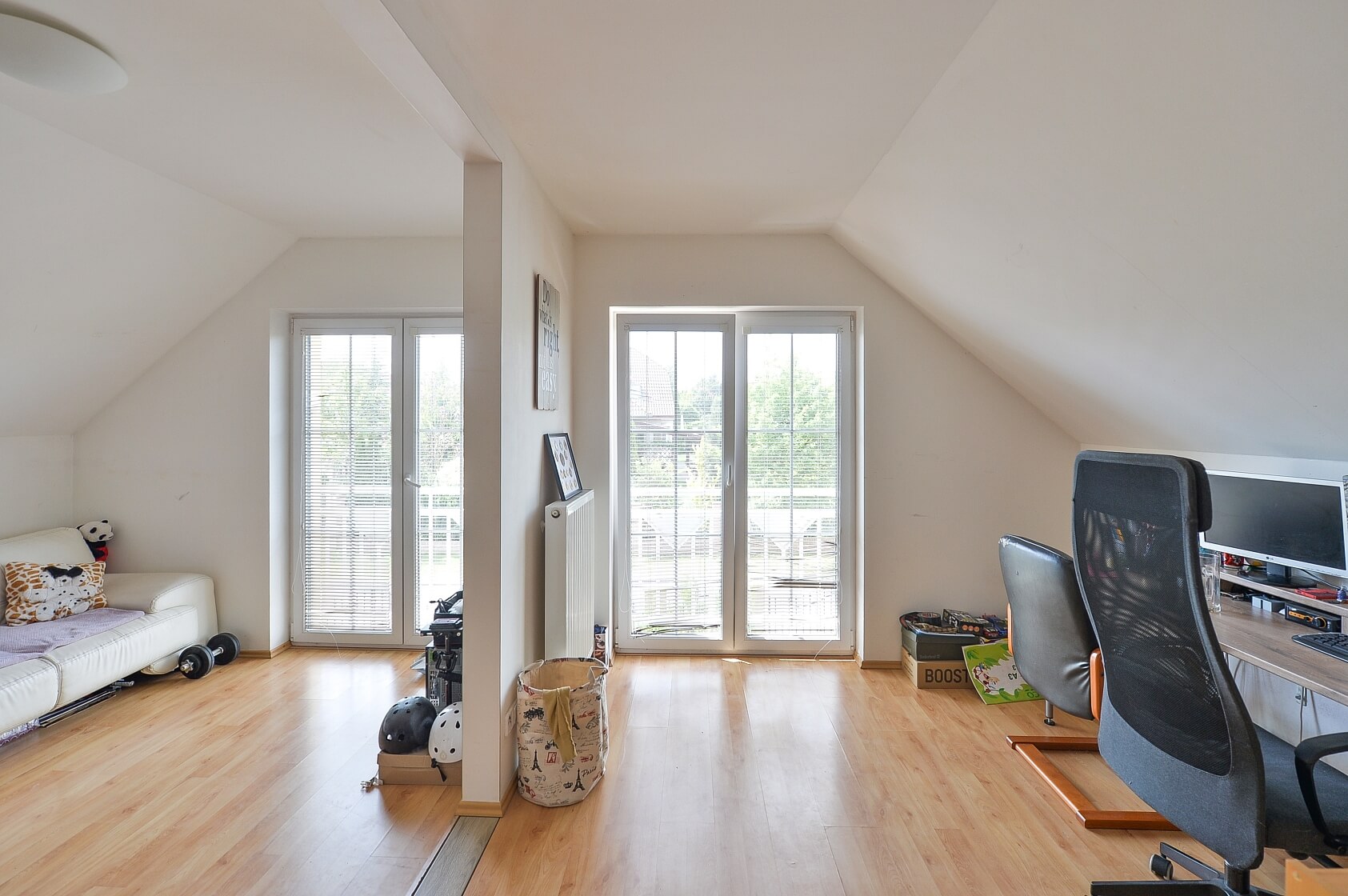 Jasanová, Hostivice - Praha-západ | Pronájem, Rodinný dům 4+kk, 160 m²