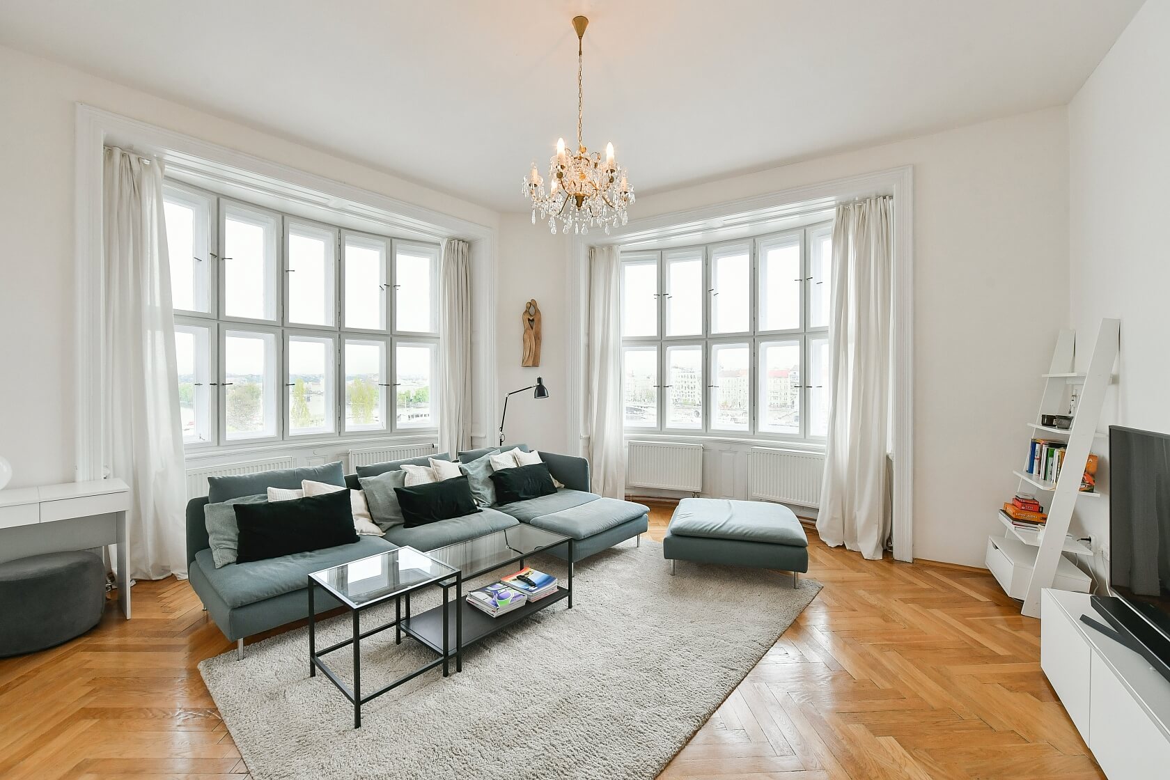 Janáčkovo nábřeží, Smíchov - Prague 5 | Rent, Apartment One-bedroom (2+1), 105 m²