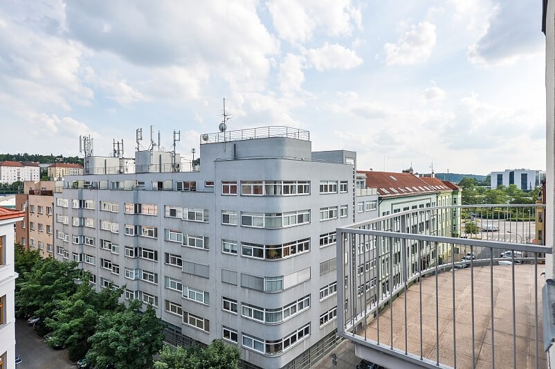 Drahobejlova, Libeň - Prague 9 | Rent, Apartment One-bedroom (2+kk), 65 m²
