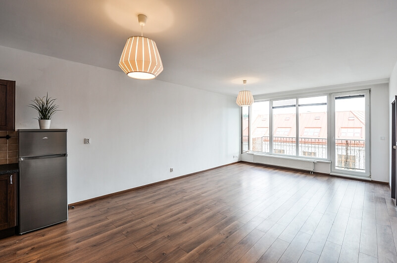 Drahobejlova, Libeň - Prague 9 | Rent, Apartment One-bedroom (2+kk), 65 m²