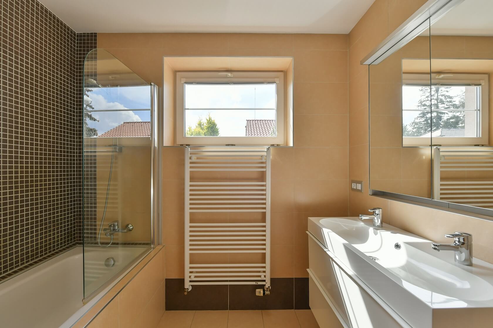 Třešňová, Průhonice - Praha-západ | Pronájem, Rodinný dům 5+1, 250 m²