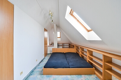 Na Šafránce, Vinohrady - Prague 10 | Rent, Apartment One-bedroom (2+1), 85 m²