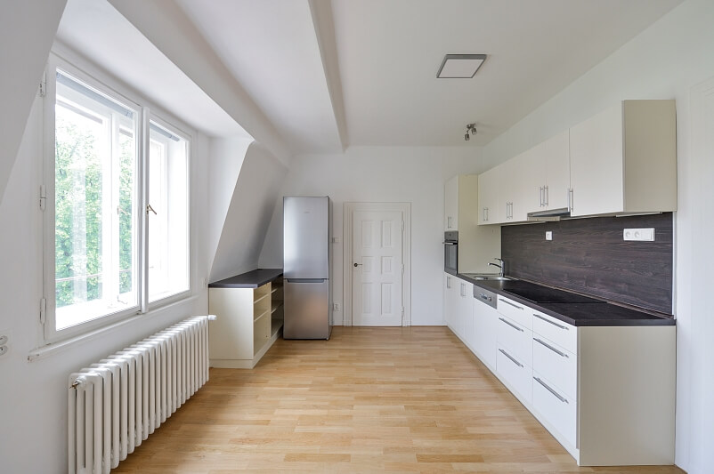 Na baště sv. Jiří, Hradčany - Praha 6 | Pronájem, Byt 3+1, 100 m²