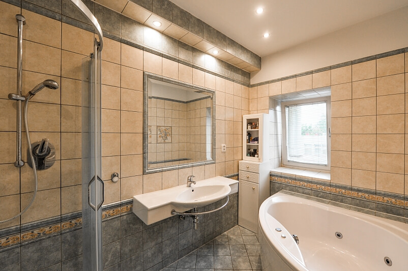 Salmovská, Nové Město - Prague 2 | Rent, Apartment Two-bedroom (3+1), 98 m²