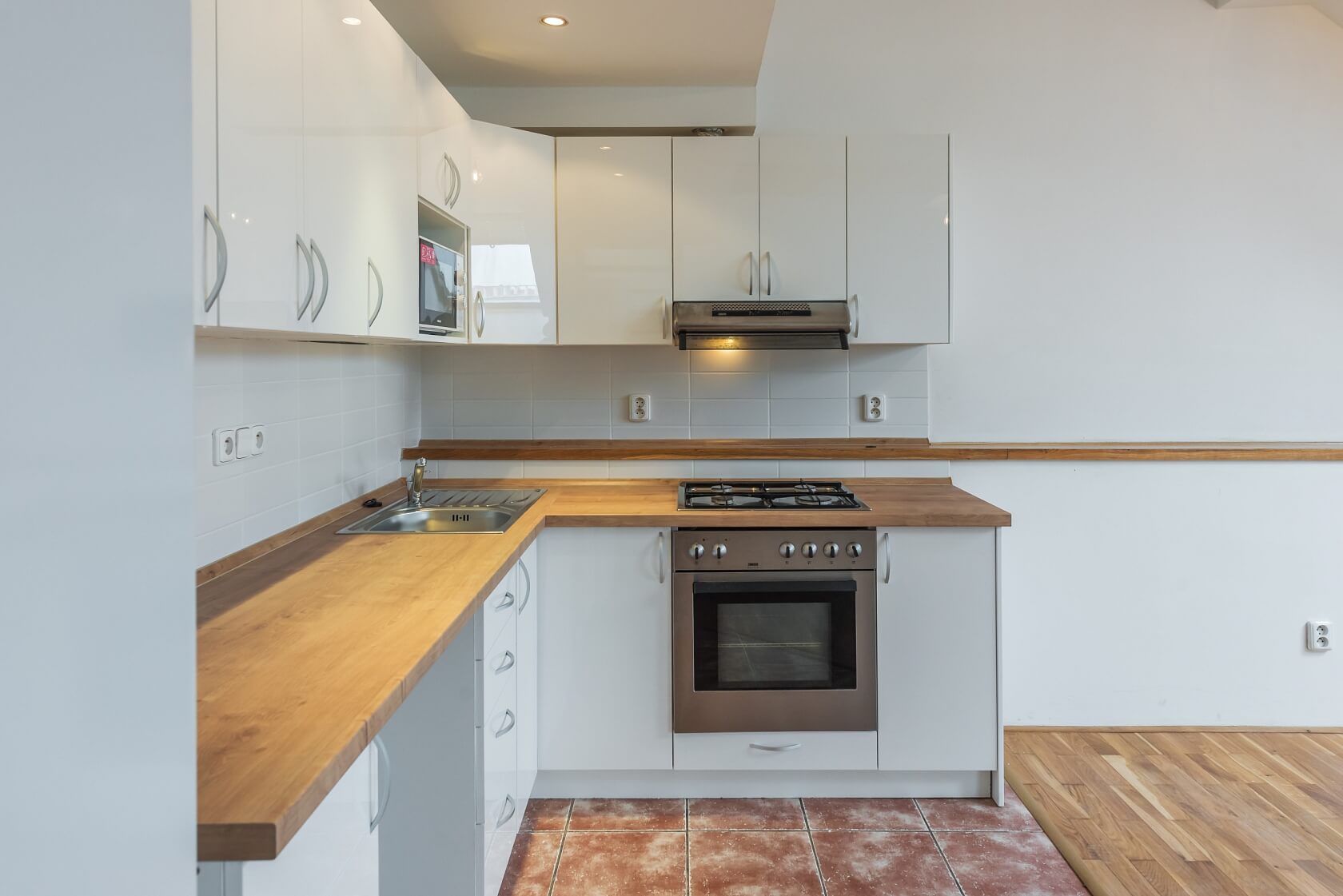 Moskevská, Vršovice - Prague 10 | Rent, Apartment Two-bedroom (3+kk), 105 m²