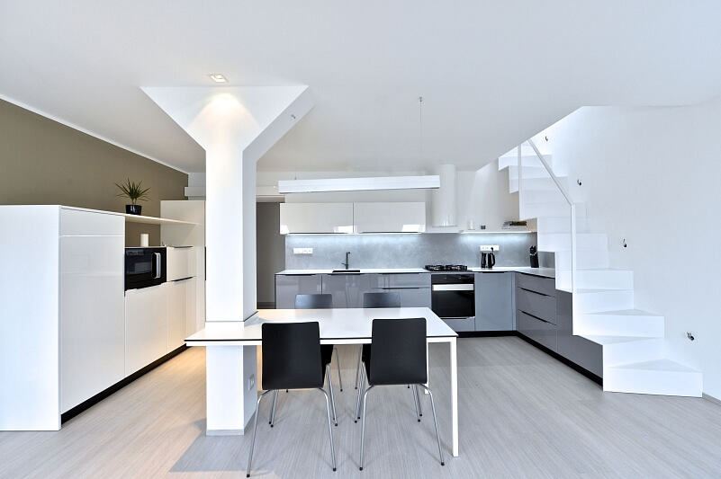 Ortenovo náměstí, Holešovice - Praha 7 | Pronájem, Byt 3+kk, 90 m²