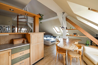 Amurská, Vršovice - Prague 10 | Sale, Apartment One-bedroom (2+kk), 75 m²