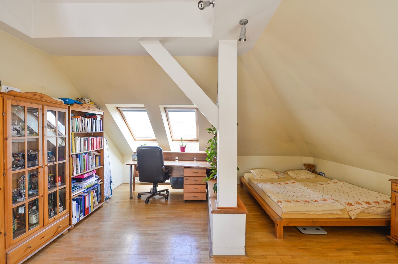 Amurská, Vršovice - Prague 10 | Sale, Apartment One-bedroom (2+kk), 75 m²