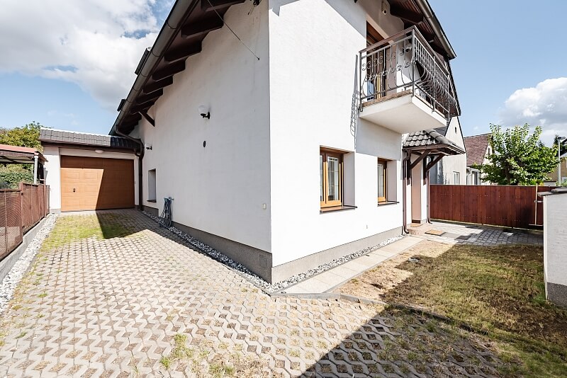 Gallašova, Řepy - Prague 6 | Rent, House Four-bedroom (5+1), 320 m²