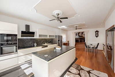 Gallašova, Řepy - Praha 6 | Pronájem, Rodinný dům 5+1, 320 m²