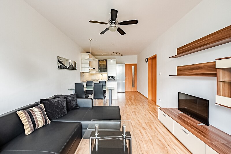 Svitákova, Stodůlky - Prague 5 | Rent, Apartment One-bedroom (2+kk), 59 m²