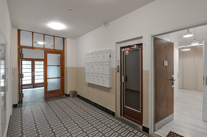 Terronská, Bubeneč - Praha 6 | Prodej, Byt 2+kk, 58 m²