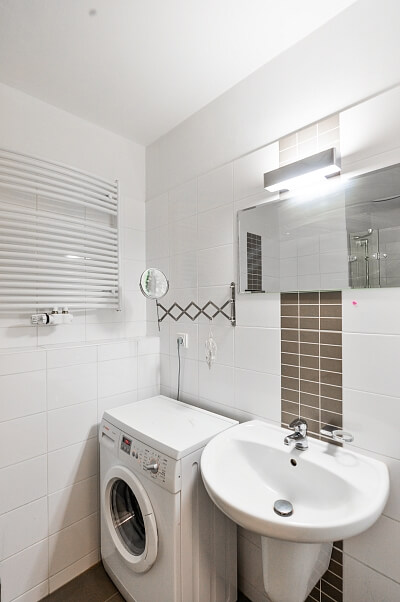 Jeřabinova, Smíchov - Prague 5 | Rent, Apartment Studio (1+kk), 35 m²