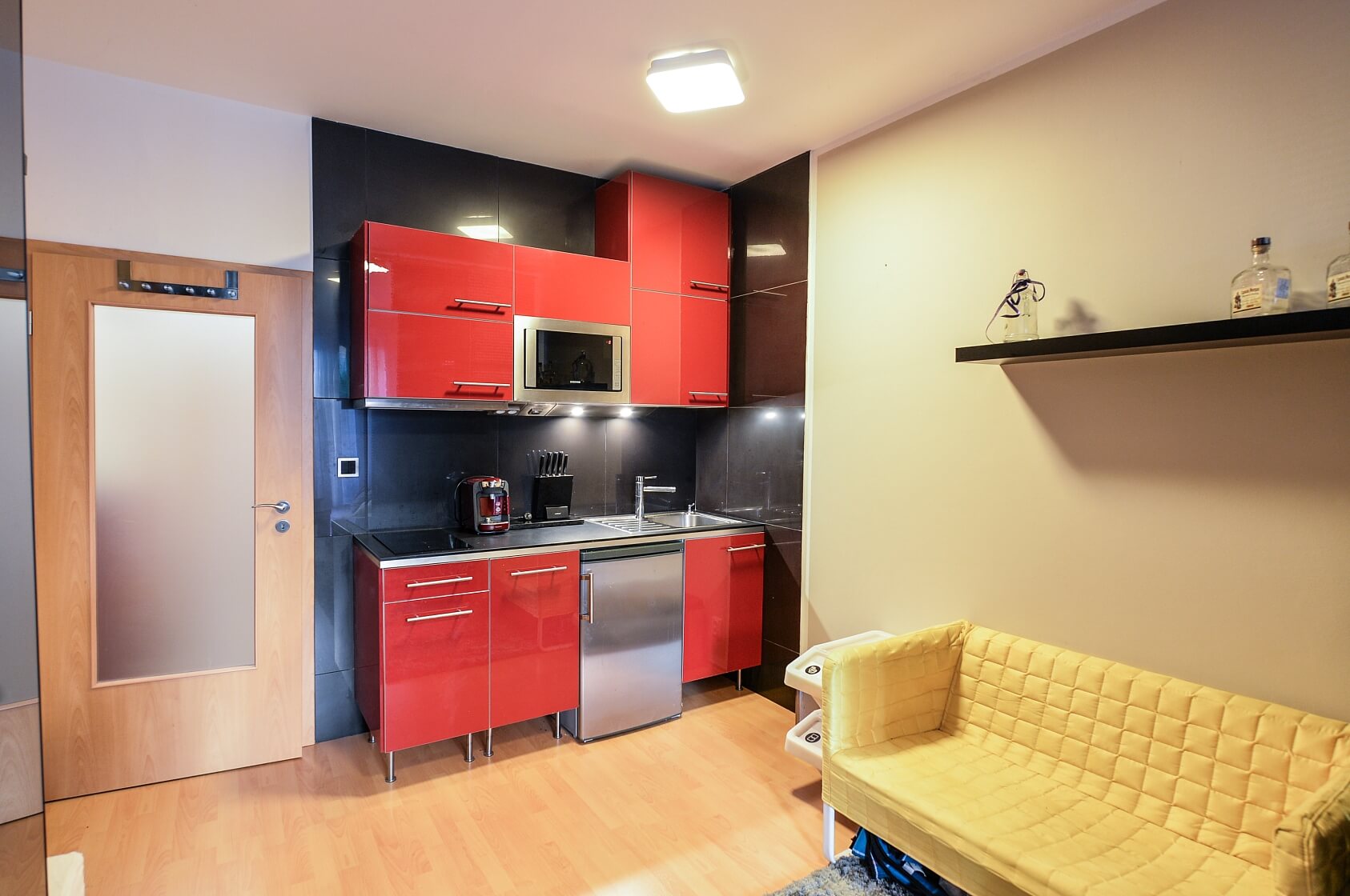 Jeřabinova, Smíchov - Prague 5 | Rent, Apartment Studio (1+kk), 35 m²