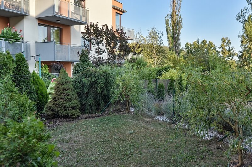 Jeřabinova, Smíchov - Praha 5 | Pronájem, Byt 1+kk, 35 m²