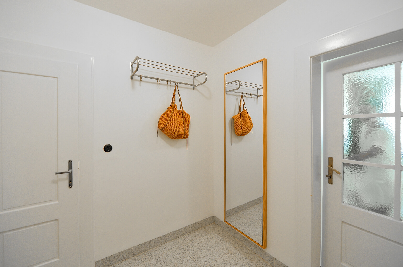 Petra Slezáka, Karlín - Praha 8 | Pronájem, Byt 2+kk, 55 m²