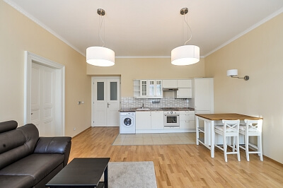 Pod Slovany, Nové Město - Praha 2 | Pronájem, Byt 2+kk, 59 m²