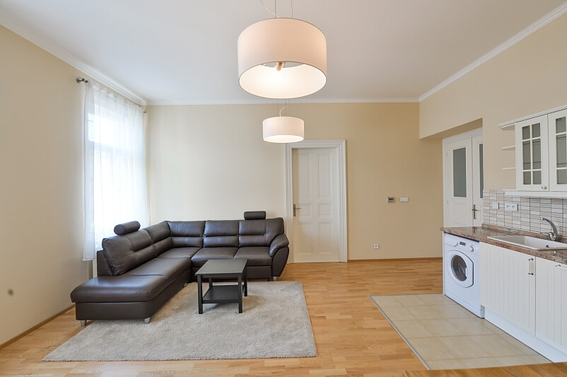 Pod Slovany, Nové Město - Praha 2 | Pronájem, Byt 2+kk, 59 m²