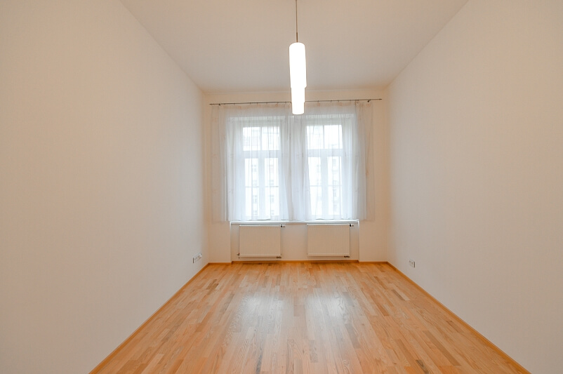 Pod Slovany, Nové Město - Prague 2 | Rent, Apartment Two-bedroom (3+kk), 86 m²