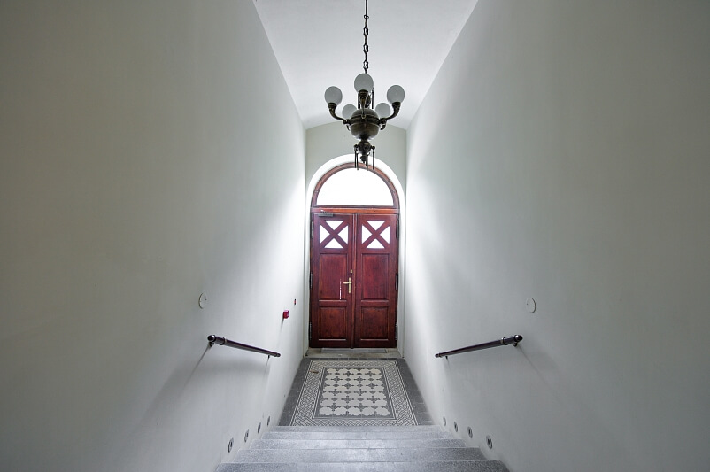 Nad Královskou oborou, Bubeneč - Prague 7 | Rent, Apartment One-bedroom (2+1), 100 m²