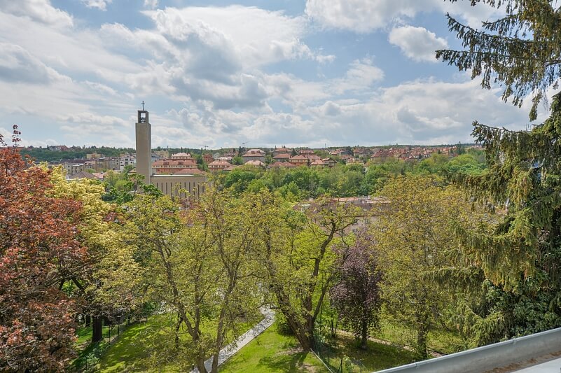 Plzeňská, Smíchov - Prague 5 | Rent, Apartment Three-bedroom (4+kk), 118 m²