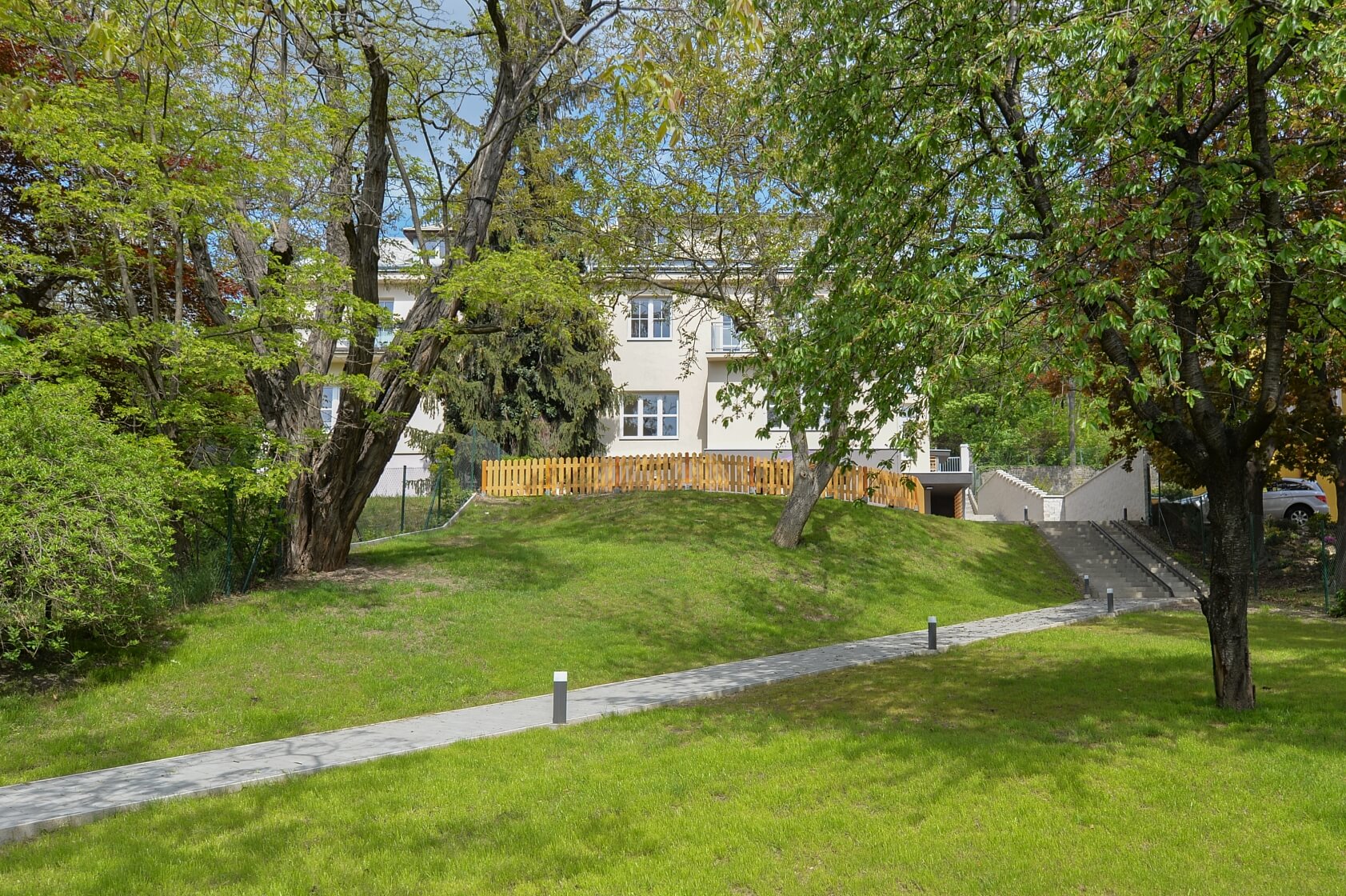 Plzeňská, Smíchov - Prague 5 | Rent, Apartment Three-bedroom (4+kk), 85 m²