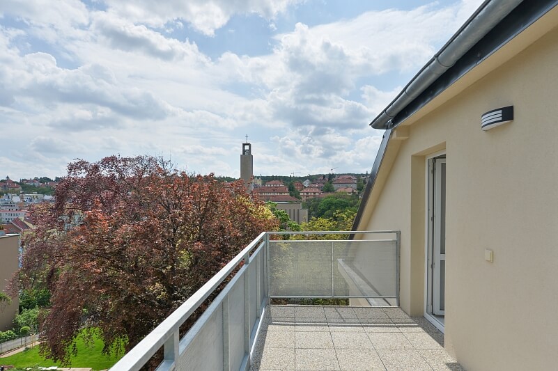 Plzeňská, Smíchov - Prague 5 | Rent, Apartment Three-bedroom (4+kk), 85 m²