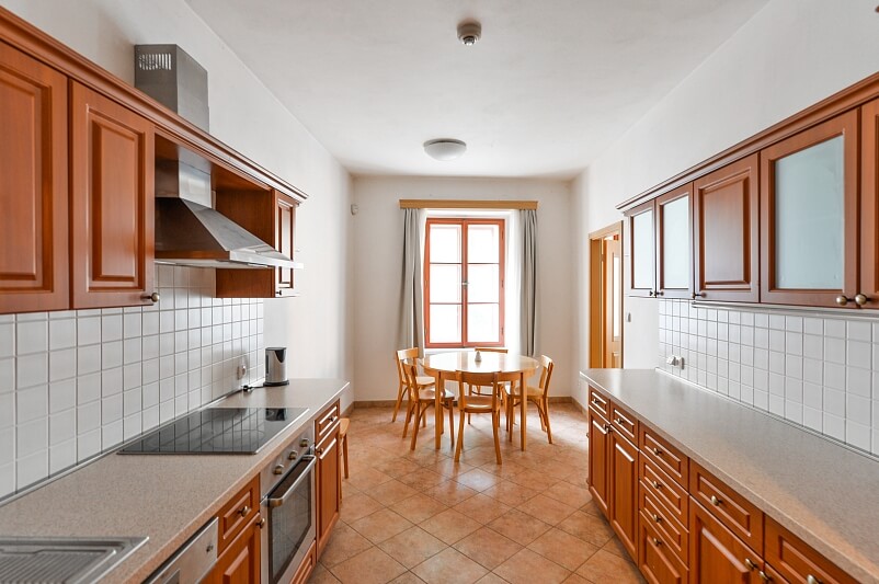 Ke Dvoru, Vokovice - Praha 6 | Pronájem, Byt 5+1, 164 m²