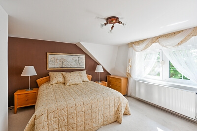 Do Údolí, Louňovice - Praha-východ | Sale, House Five-bedroom (6+1), 240 m²