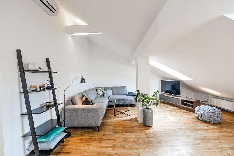 Lucemburská, Žižkov - Praha 3 | Pronájem, Byt 2+kk, 156 m²