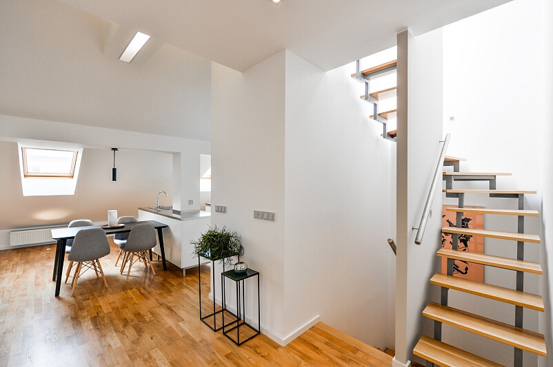 Lucemburská, Žižkov - Prague 3 | Rent, Apartment One-bedroom (2+kk), 156 m²