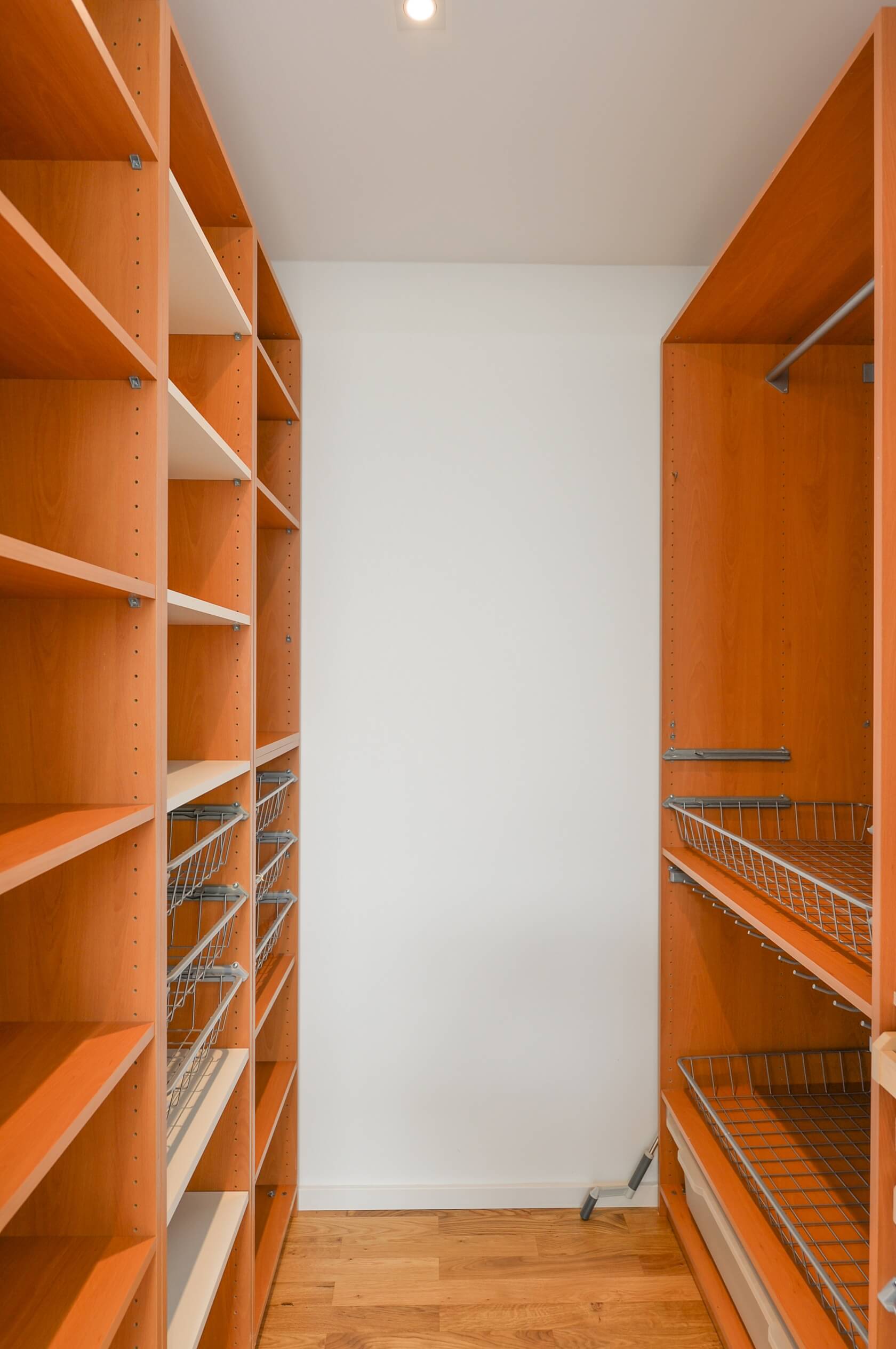 Lucemburská, Žižkov - Prague 3 | Rent, Apartment One-bedroom (2+kk), 156 m²