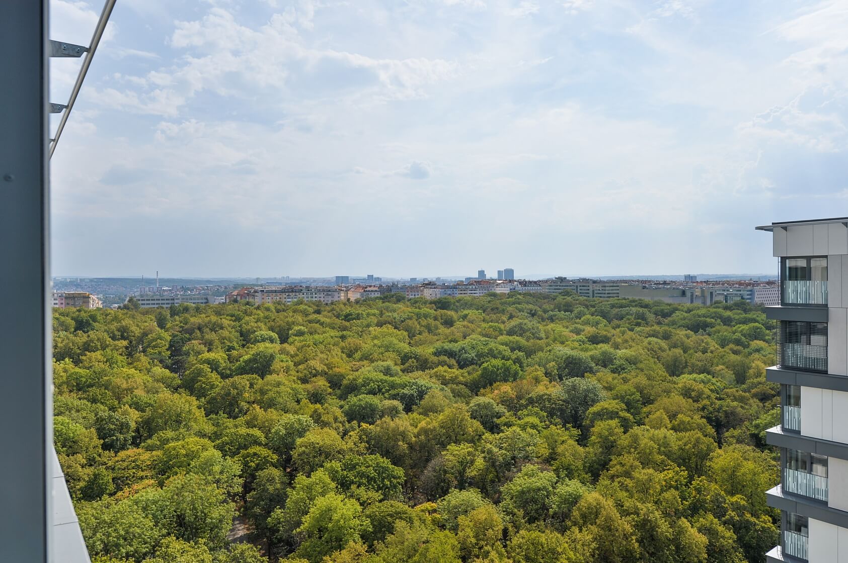 Olšanská, Žižkov - Prague 3 | Rent, Apartment One-bedroom (2+kk), 76 m²